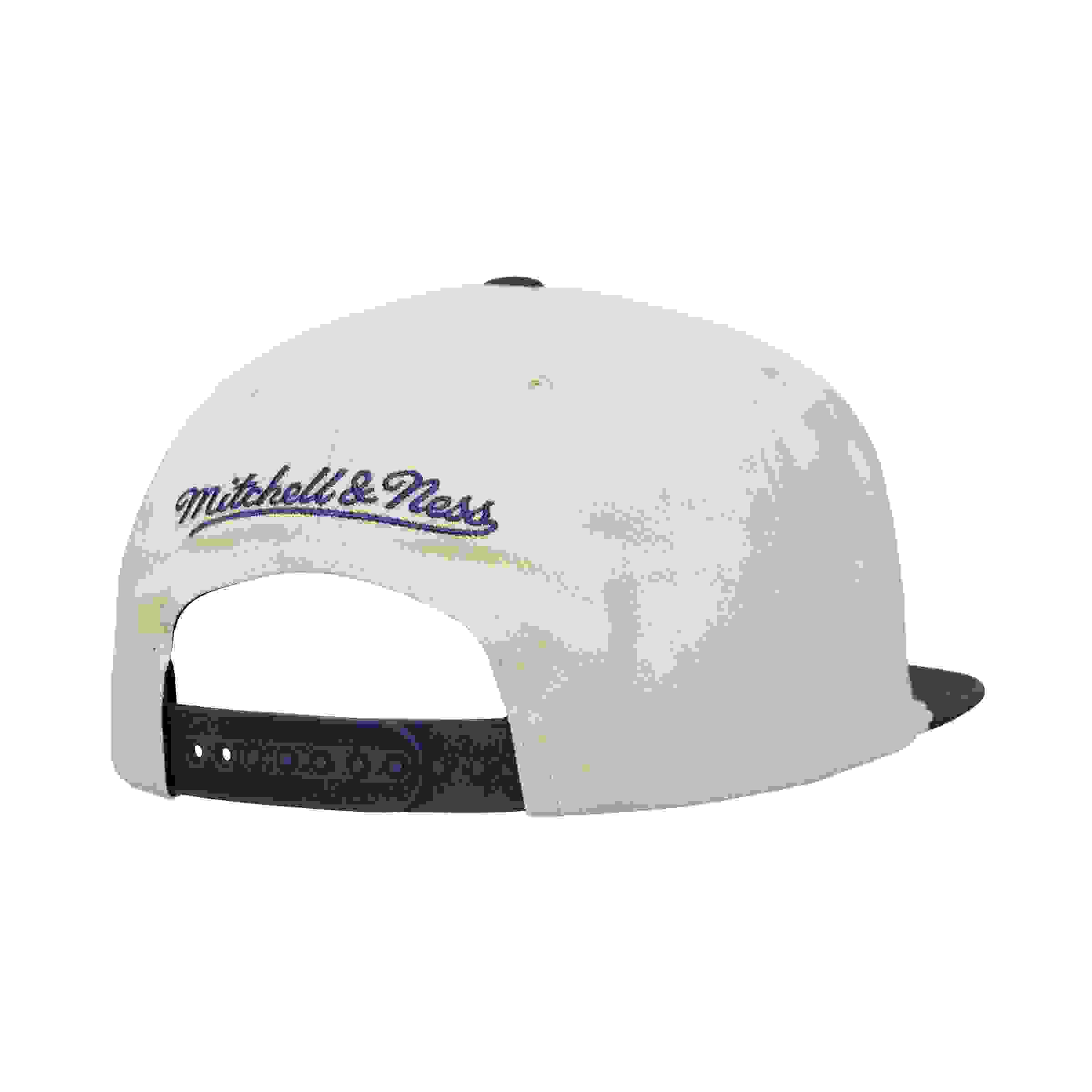 Mitchell & Ness Los Angeles Lakers Cityscape Cream Snapback Hat